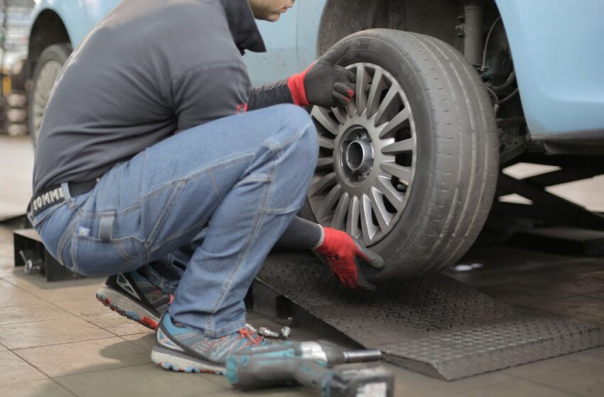  How to Change a Car’s Tires